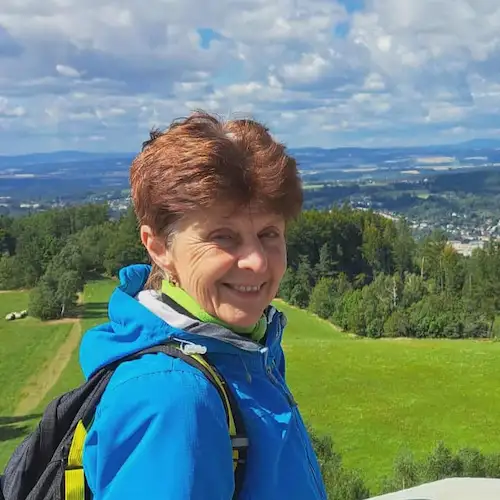 Profilová fotka zástupkyně vedení tábora.